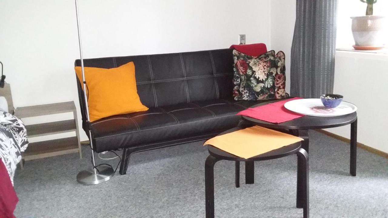 Animrumru Warschau Buitenkant foto